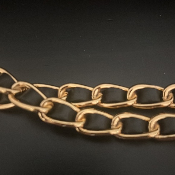 Authentic Prada Quilted Diagramme Camera leather purse - Picture 4 of 10